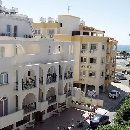 Pasianna Hotel Apartments Ларнака Экстерьер фото