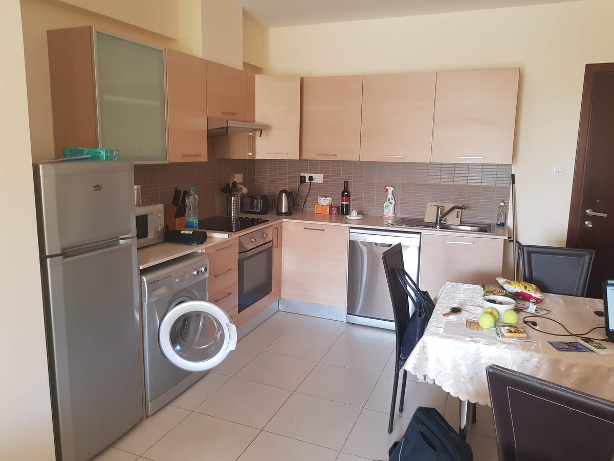 Pasianna Hotel Apartments Ларнака Экстерьер фото